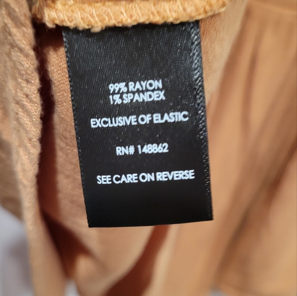 Torrid Women's Tan Sleeveless Top - Picture 3 of 4